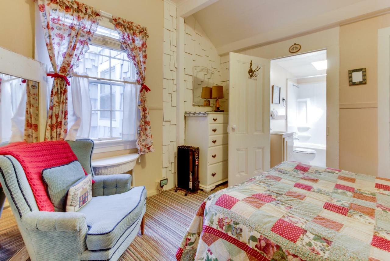The Captain'S Quarters Villa คายูคอส ภายนอก รูปภาพ