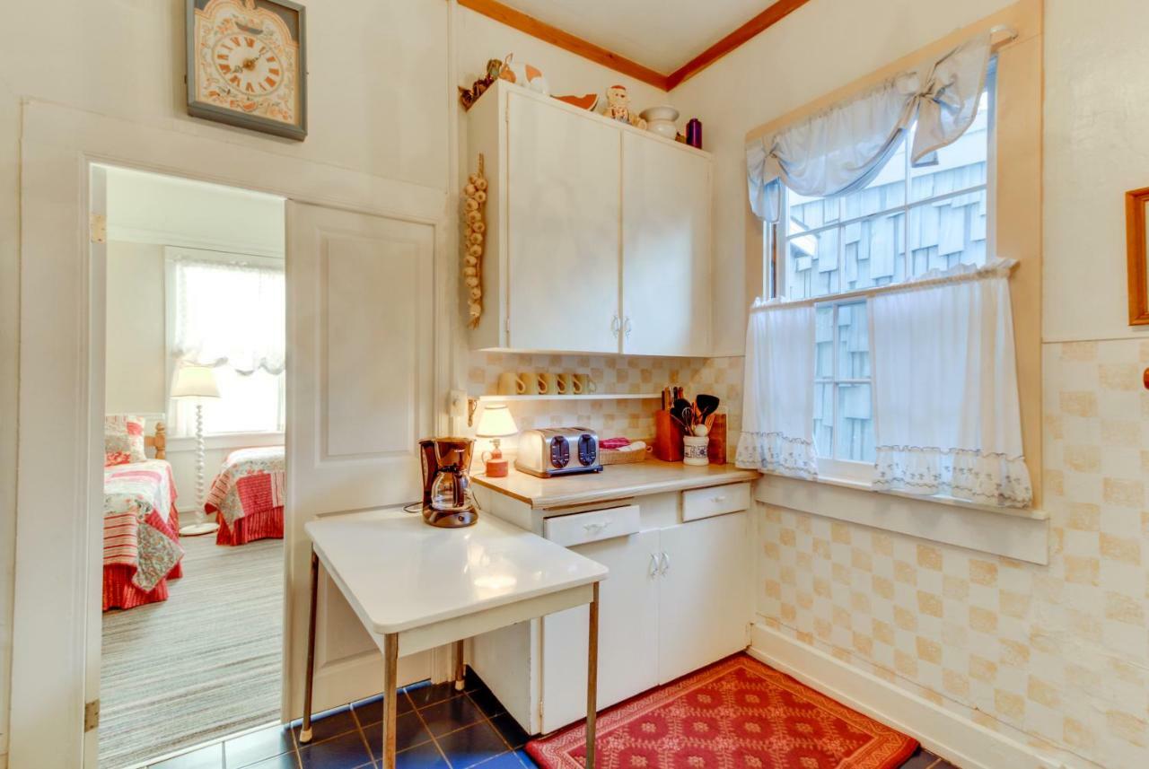 The Captain'S Quarters Villa คายูคอส ภายนอก รูปภาพ